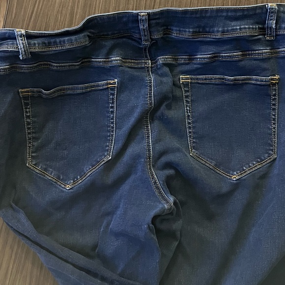 Maurices jeans - Picture 3 of 4